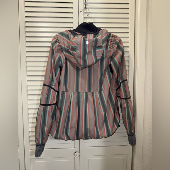 RARE Lululemon Run Reflection Track & Field Jacket Alarming Ombre Coal - Picture 6 of 6